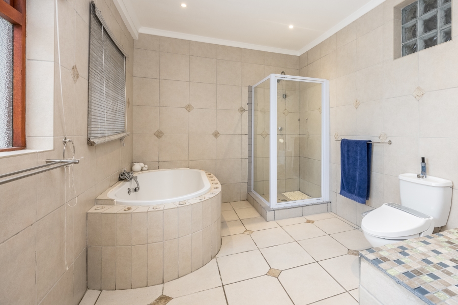 To Let 3 Bedroom Property for Rent in Kenridge Western Cape